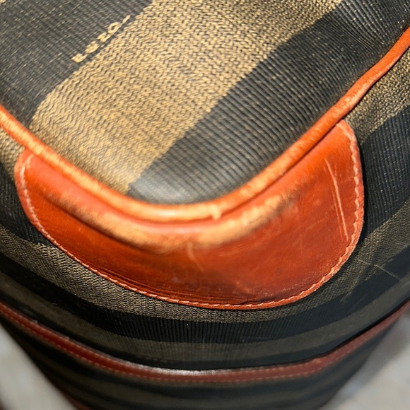 Elegant Striped Black and Brown Duffel Bag - Picture 6 of 12